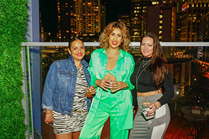 VLFWF Bar Fight Guests 4 VLFWF Bar Fight Guests 4